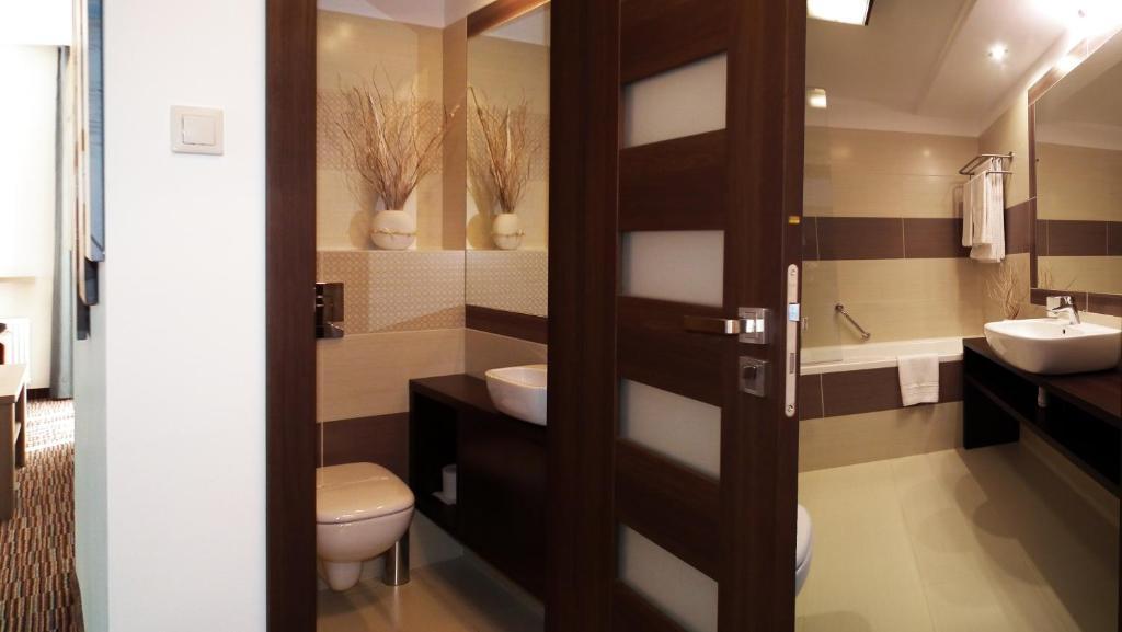 Hotel Gromada Arka Lux Koszalin Oda fotoğraf